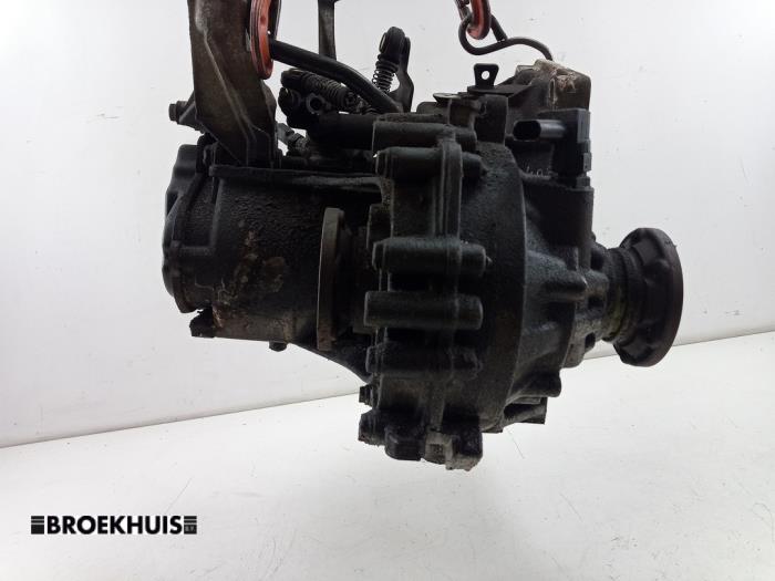 Getriebe van een Volkswagen Golf IV (1J1) 2.0 2000