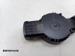 Regnsensor från en Mercedes-Benz EQA (N243) 250+ 71 kWh 2022