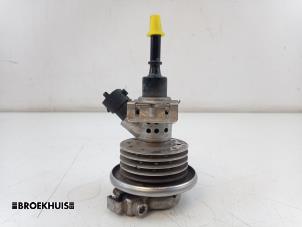 Used Adblue Injector Renault Master III (EV/HV/UV/VA/VB/VD/VF/VG/VJ) 2.3 dCi 145 16V FWD Price € 151,25 Inclusive VAT offered by Autobedrijf Broekhuis B.V.