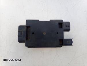 Begagnade Elektrisk bränslemodul Renault Master III (EV/HV/UV/VA/VB/VD/VF/VG/VJ) 2.3 dCi 145 16V FWD Pris € 72,60 Inklusive moms erbjuds av Autobedrijf Broekhuis B.V.