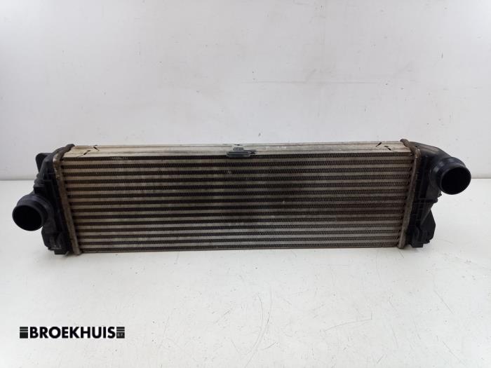 Usagé Intercooler Mercedes Sprinter 3,5t (907.6/910.6) 311 CDI 2.1 D RWD Prix € 169,40 Prix TTC proposé par Autobedrijf Broekhuis B.V.