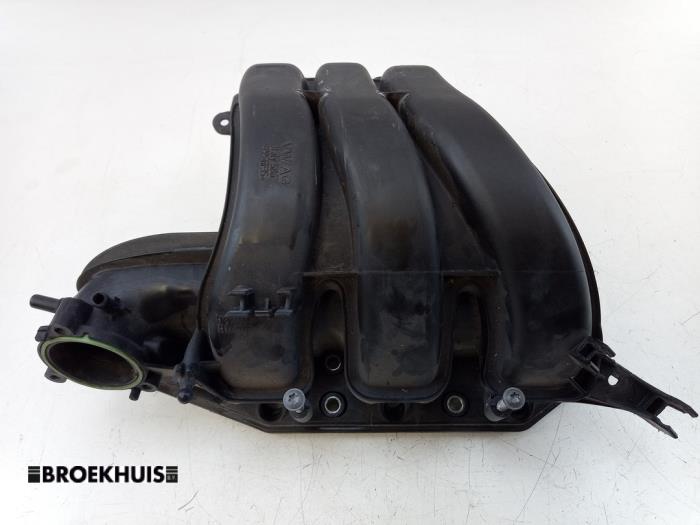 Gebrauchte Ansaugbrugge Volkswagen Up! (121) 1.0 12V 60 Preis € 150,00 Margenregelung angeboten von Autobedrijf Broekhuis B.V.