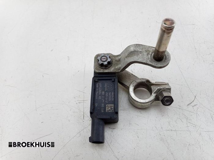 Gebrauchte Batteriesensor Dodge 1500 Crew Cab (DS) 5.7 Hemi V8 4x4 Preis € 60,50 Mit Mehrwertsteuer angeboten von Autobedrijf Broekhuis B.V.