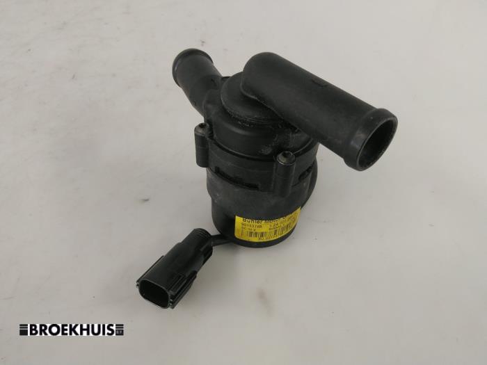 Begagnade Extra vattenpump Volvo V70 (BW) 2.4 D 20V Pris € 35,00 Marginaltabell erbjuds av Autobedrijf Broekhuis B.V.