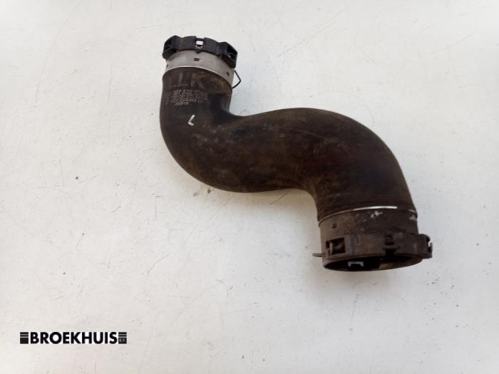 Gebrauchte Intercooler Schlauch Mercedes Sprinter 3,5t (907.6/910.6) 311 CDI 2.1 D RWD Preis € 36,30 Mit Mehrwertsteuer angeboten von Autobedrijf Broekhuis B.V.
