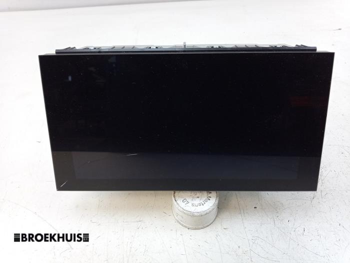Begagnade Innerdisplay Audi e-tron (GEN) 55 quattro Pris € 250,00 Marginaltabell erbjuds av Autobedrijf Broekhuis B.V.