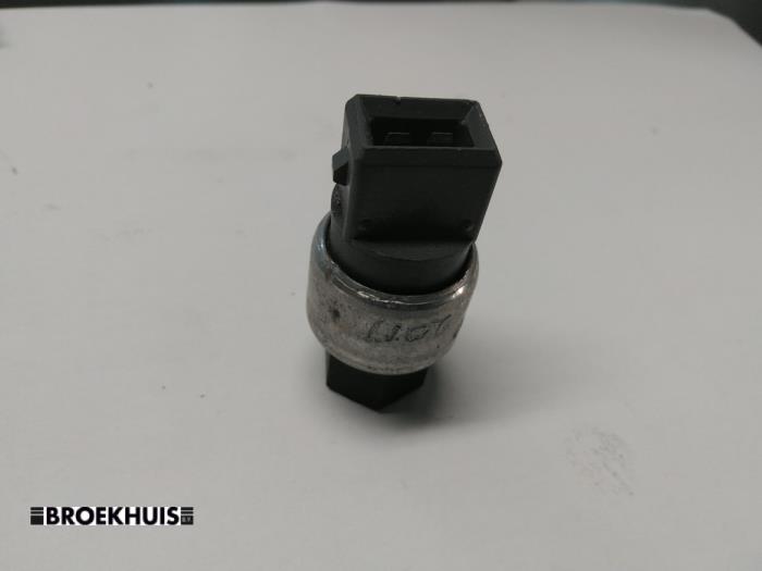Gebrauchte Drucksensor Klimaanlage Volvo C70 (MC) 2.5 T5 20V Preis € 20,00 Margenregelung angeboten von Autobedrijf Broekhuis B.V.
