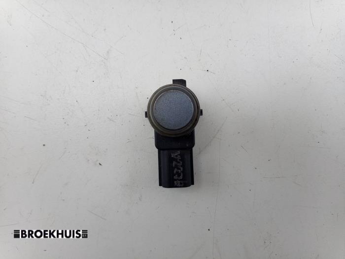 Usados Sensor PDC Opel Zafira (M75) 1.6 16V Precio € 20,00 Norma de margen ofrecido por Autobedrijf Broekhuis B.V.
