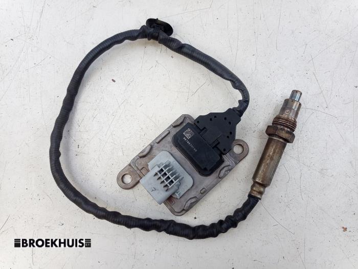 Begagnade NOx-sensor Peugeot 208 I (CA/CC/CK/CL) 1.6 Blue HDi 100 Pris € 110,00 Marginaltabell erbjuds av Autobedrijf Broekhuis B.V.