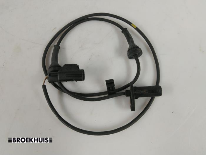Begagnade ABS-sensor Volvo V70 (GW/LW/LZ) Pris € 20,00 Marginaltabell erbjuds av Autobedrijf Broekhuis B.V.