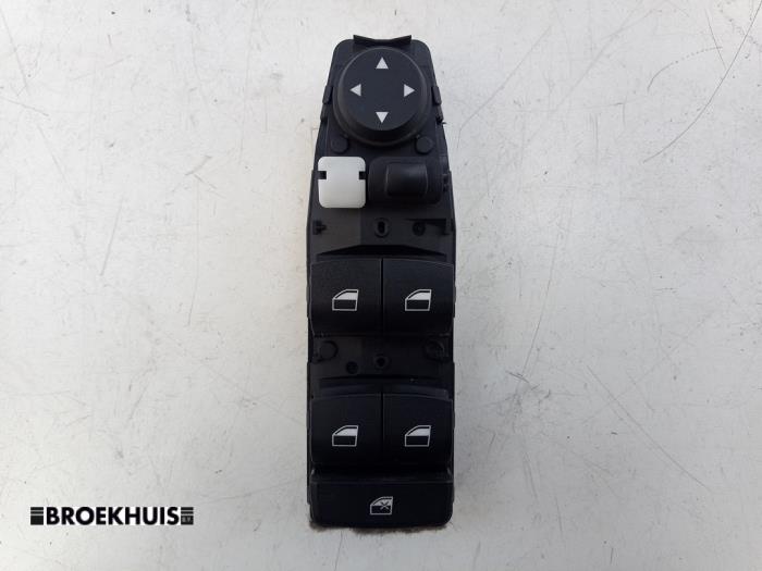 Usados Interruptor de ventanilla eléctrica BMW 5 serie Touring (F11) 520d 16V Precio € 80,00 Norma de margen ofrecido por Autobedrijf Broekhuis B.V.