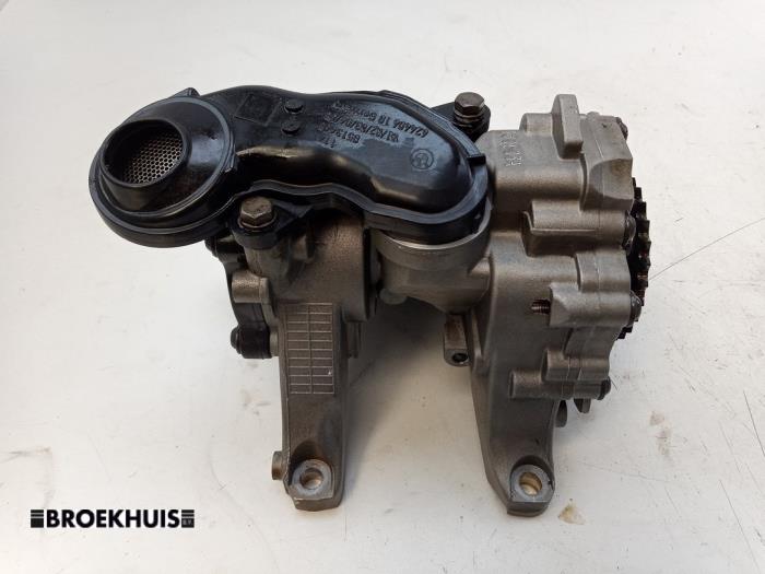 Gebrauchte Ölpumpe BMW 5 serie Touring (F11) 520d 16V Preis € 100,00 Margenregelung angeboten von Autobedrijf Broekhuis B.V.