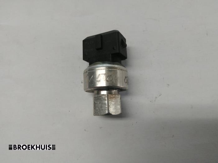 Begagnade Trycksensor, luftkonditionering Volvo V50 (MW) Pris € 10,00 Marginaltabell erbjuds av Autobedrijf Broekhuis B.V.