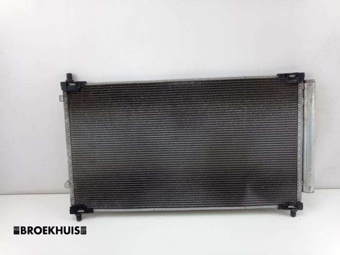 Begagnade AC-radiator Toyota Yaris III (P13) 1.5 16V Hybrid Pris € 50,00 Marginaltabell erbjuds av Autobedrijf Broekhuis B.V.
