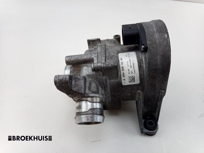 Begagnade Vattenpump Mercedes E (C238) E-200 EQ Boost 2.0 Turbo 16V Pris € 60,00 Marginaltabell erbjuds av Autobedrijf Broekhuis B.V.
