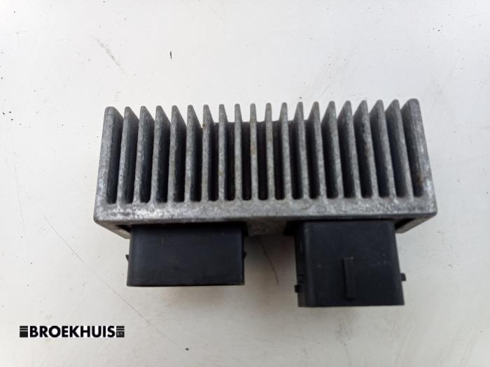 Używane Modul wentylator Renault Master III (MA/MB/MC/MD/MH/MF/MG/MH) 2.3 dCi 135 16V FWD Cena € 18,15 Z VAT oferowane przez Autobedrijf Broekhuis B.V.