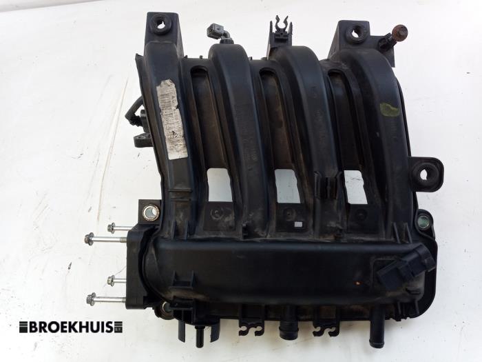 Begagnade Insugsrör Dacia Sandero I (BS) 1.2 16V Pris € 60,00 Marginaltabell erbjuds av Autobedrijf Broekhuis B.V.