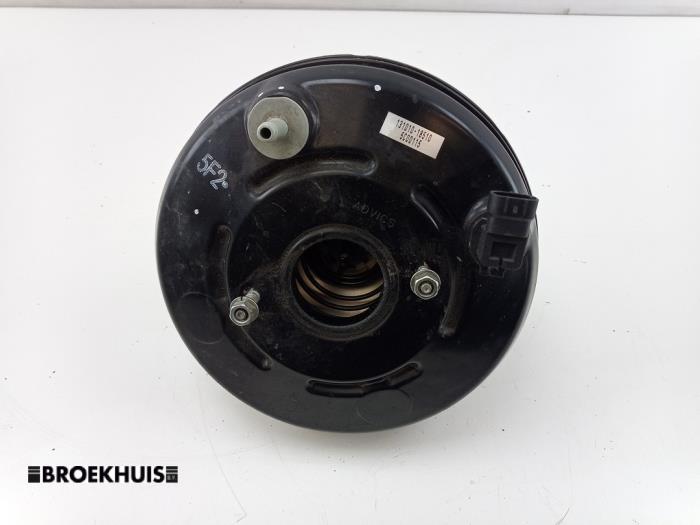 Usagé Assistant de freinage Toyota Verso S 1.33 16V Dual VVT-I Prix € 75,00 Règlement à la marge proposé par Autobedrijf Broekhuis B.V.
