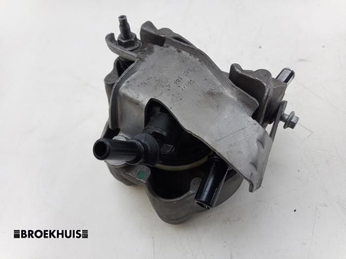 Begagnade Bränsletrycksregulator Opel Astra L Sports Tourer (F4/FC/FN/FR) 1.5 Diesel 16V Pris € 60,00 Marginaltabell erbjuds av Autobedrijf Broekhuis B.V.