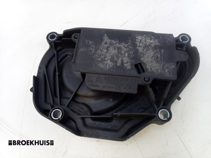 Usagé Couvercle de distribution Citroen C3 (SX/SW) 1.2 Vti 12V PureTech Prix € 20,00 Règlement à la marge proposé par Autobedrijf Broekhuis B.V.