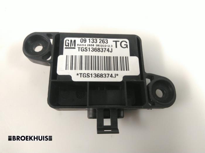 Begagnade Airbagsensor Opel Zafira (F75) 1.8 16V Pris € 20,00 Marginaltabell erbjuds av Autobedrijf Broekhuis B.V.