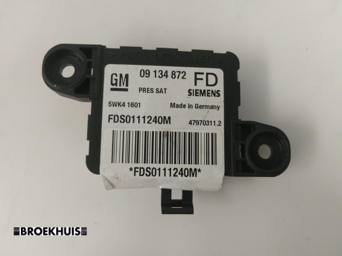 Begagnade Airbagsensor Opel Vectra B (38) 2.0 DTi 16V Pris € 25,00 Marginaltabell erbjuds av Autobedrijf Broekhuis B.V.