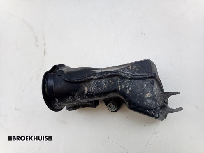 Gebrauchte Intercooler Rohr Volkswagen Golf VII (AUA) 1.0 TSI 12V BlueMotion Preis € 35,00 Margenregelung angeboten von Autobedrijf Broekhuis B.V.