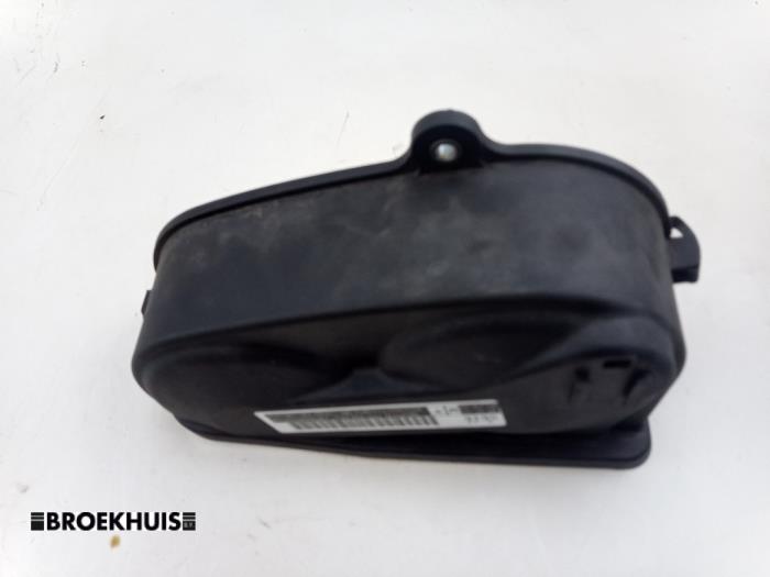 Usagé Couvercle de distribution Audi A3 Sportback (8VA/8VF) 1.0 TFSI 12V Prix € 12,50 Règlement à la marge proposé par Autobedrijf Broekhuis B.V.