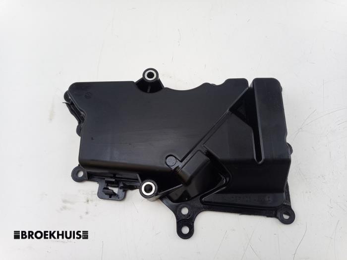 Begagnade PCV-ventil Volkswagen Polo V (6R) 1.2 TSI Pris € 40,00 Marginaltabell erbjuds av Autobedrijf Broekhuis B.V.