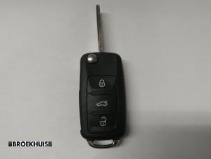 Usados Llave Volkswagen Polo V (6R) 1.2 TDI 12V BlueMotion Precio € 20,00 Norma de margen ofrecido por Autobedrijf Broekhuis B.V.