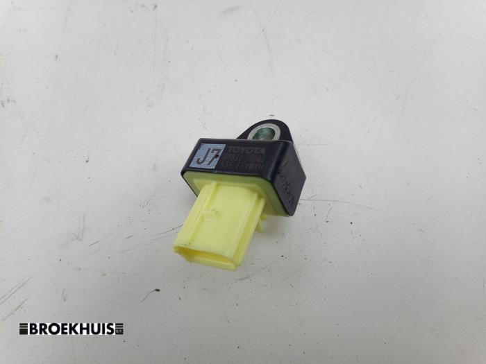 Gebrauchte Airbag Sensor Toyota Prius (ZVW5) 1.8 16V Hybrid Preis € 25,00 Margenregelung angeboten von Autobedrijf Broekhuis B.V.
