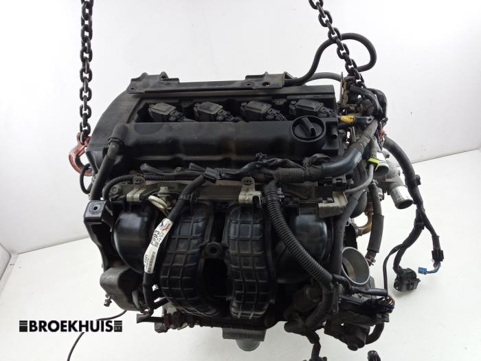 Engine from a Mitsubishi Outlander (GF/GG) 2.0 16V PHEV 4x4 2015
