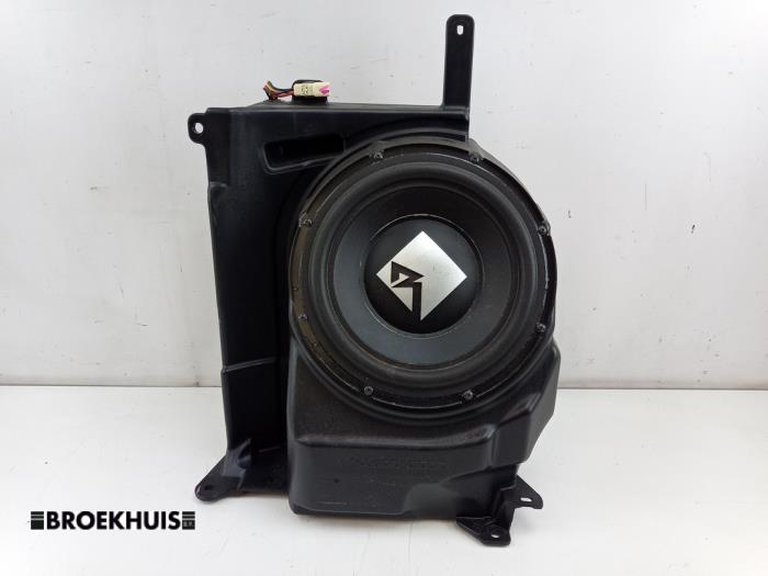 Używane Subwoofer Mitsubishi Outlander (GF/GG) 2.0 16V PHEV 4x4 Cena € 50,00 Procedura marży oferowane przez Autobedrijf Broekhuis B.V.