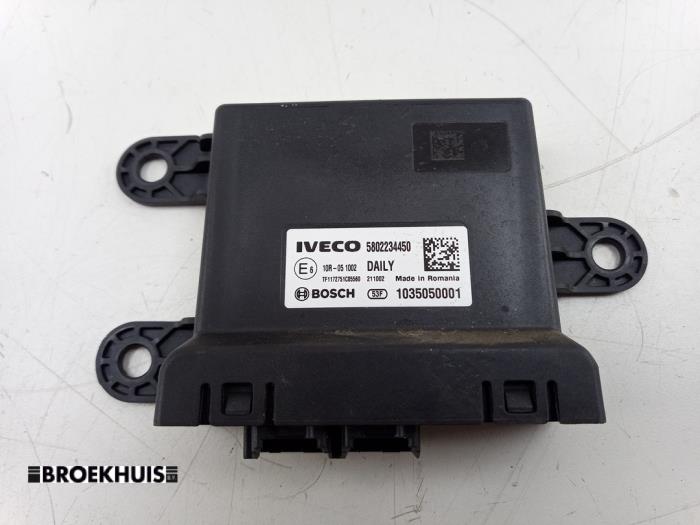 Używane Modul gateway Iveco New Daily VI 33S14, 35C14, 35S14 Cena € 90,75 Z VAT oferowane przez Autobedrijf Broekhuis B.V.