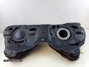 Gebrauchte Krafstofftank BMW 5 serie (G30) 540i 3.0 TwinPower Turbo 24V Preis € 300,00 Margenregelung angeboten von Autobedrijf Broekhuis B.V.
