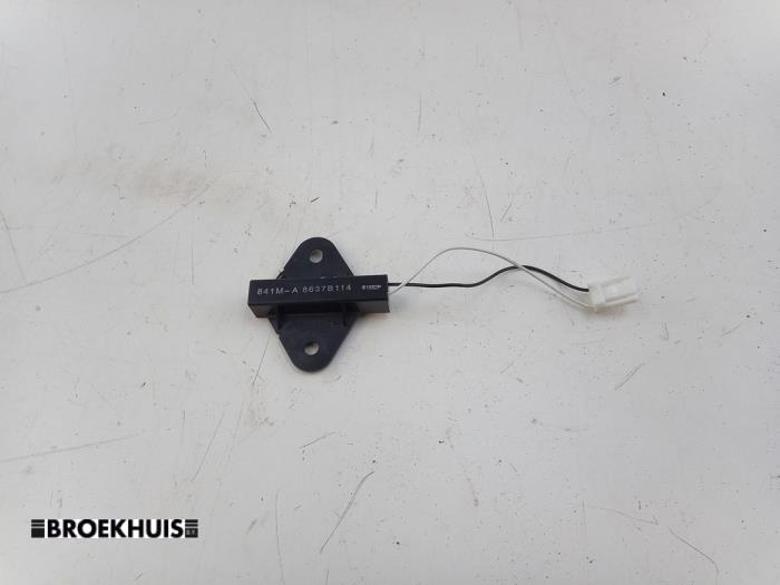 Używane Keyless Entry-Antena Mitsubishi Outlander (GF/GG) 2.0 16V PHEV 4x4 Cena € 17,50 Procedura marży oferowane przez Autobedrijf Broekhuis B.V.