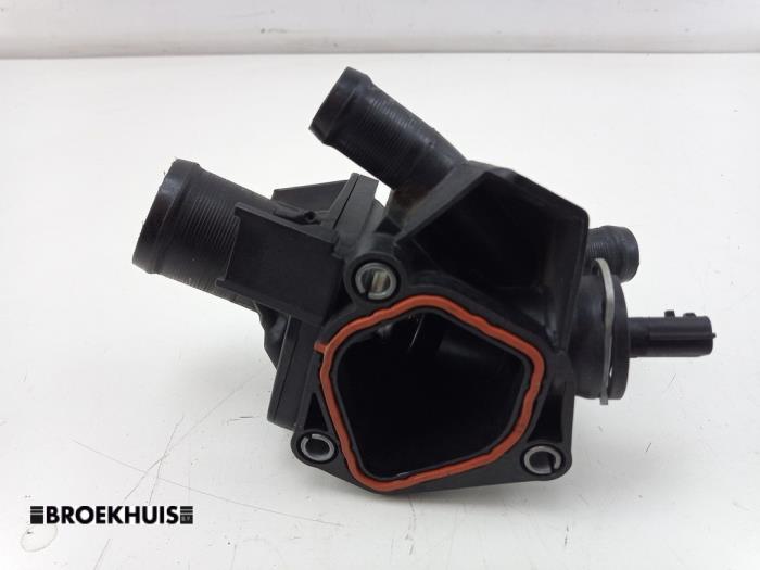 Thermostatgehäuse van een Renault Master III (EV/HV/UV/VA/VB/VD/VF/VG/VJ) 2.3 dCi 145 16V FWD 2024