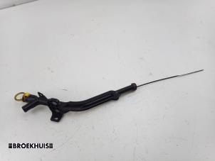Ölmessstab van een Renault Master III (EV/HV/UV/VA/VB/VD/VF/VG/VJ) 2.3 dCi 145 16V FWD 2024