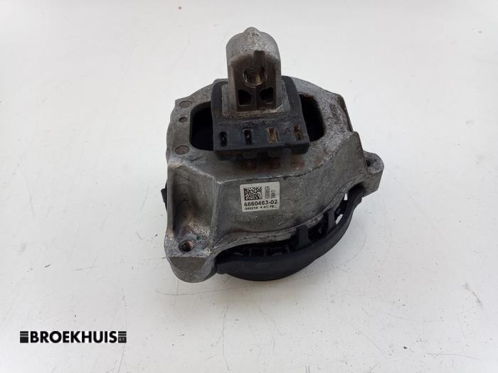 Usagé Support moteur BMW 5 serie (G30) 540i 3.0 TwinPower Turbo 24V Prix € 25,00 Règlement à la marge proposé par Autobedrijf Broekhuis B.V.