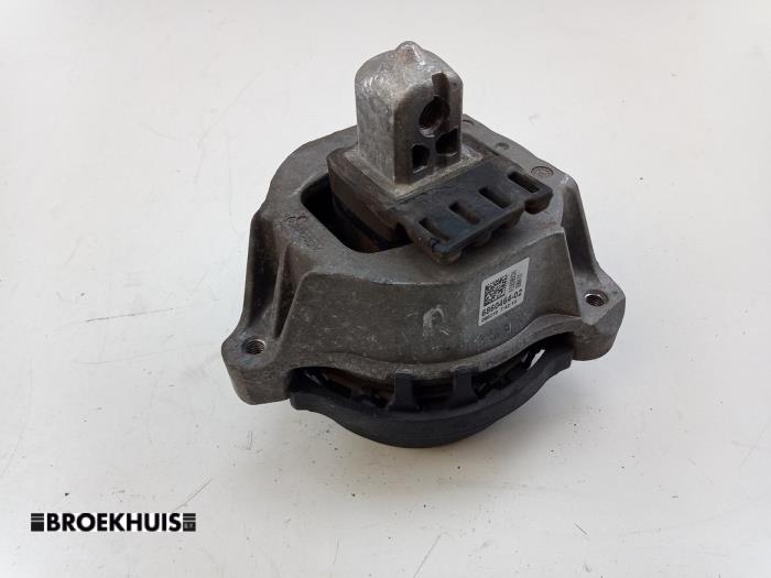 Usagé Support moteur BMW 5 serie (G30) 540i 3.0 TwinPower Turbo 24V Prix € 25,00 Règlement à la marge proposé par Autobedrijf Broekhuis B.V.