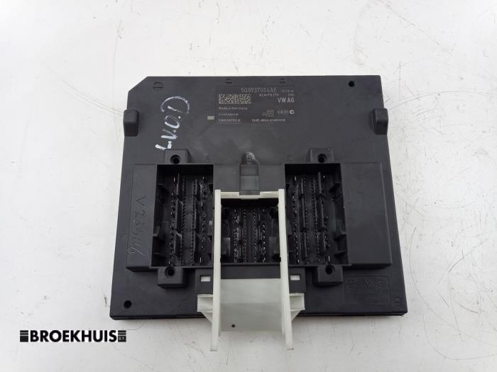 Used Body control computer Volkswagen Golf VII (AUA) 1.4 TSI 16V Price € 70,00 Margin scheme offered by Autobedrijf Broekhuis B.V.