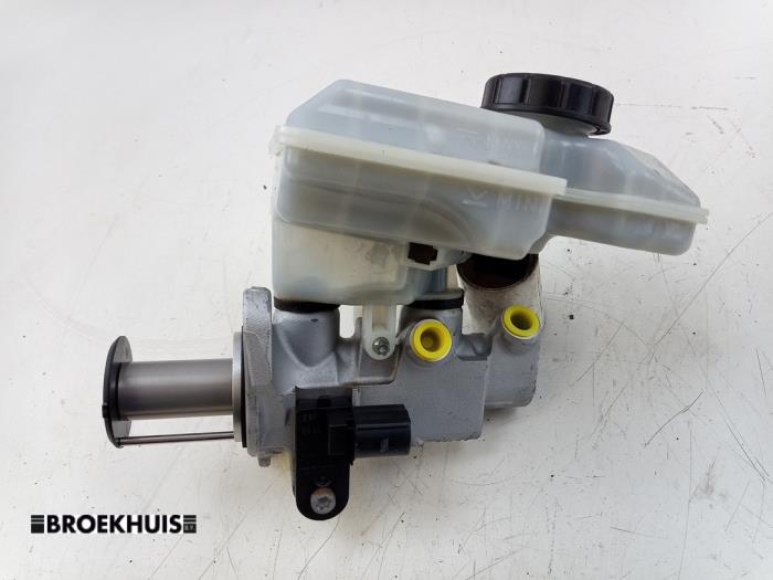 Gebrauchte Hauptbremszylinder Volkswagen Passat Variant (3G5) 2.0 TDI 16V 150 Preis € 45,00 Margenregelung angeboten von Autobedrijf Broekhuis B.V.