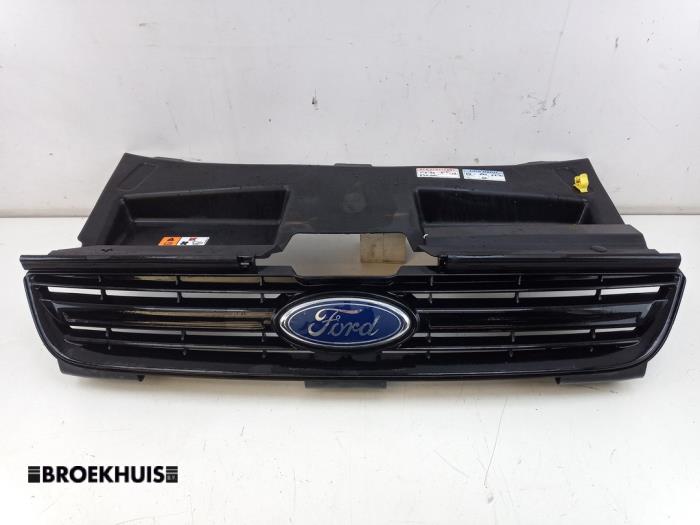 Używane Grill Ford S-Max (GBW) 2.0 TDCi 16V 140 Cena € 75,00 Procedura marży oferowane przez Autobedrijf Broekhuis B.V.