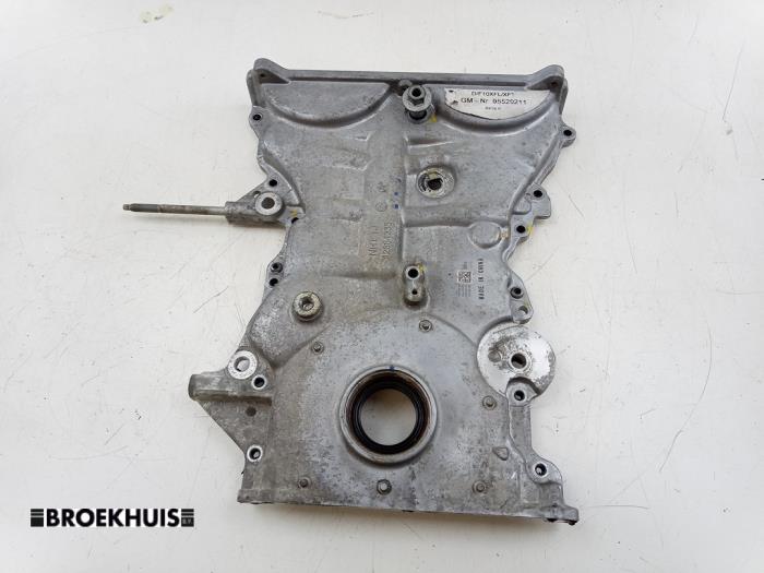 Usagé Couvercle de distribution Opel Astra K Sports Tourer 1.0 Turbo 12V Prix € 35,00 Règlement à la marge proposé par Autobedrijf Broekhuis B.V.