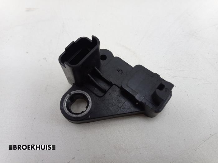 Begagnade Vevaxelsensor Ford Focus 4 Wagon 1.0 Ti-VCT EcoBoost 12V 125 Pris € 15,00 Marginaltabell erbjuds av Autobedrijf Broekhuis B.V.