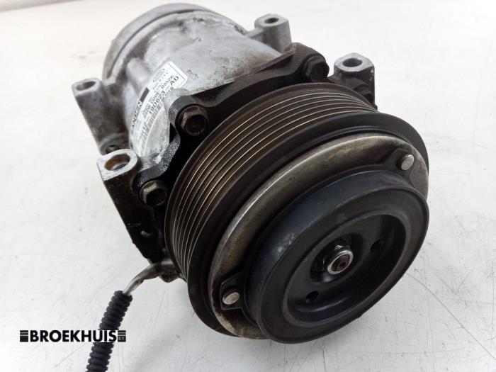 Gebrauchte Klimapumpe Landrover Defender I 2.2 TD4 16V Preis € 250,00 Margenregelung angeboten von Autobedrijf Broekhuis B.V.