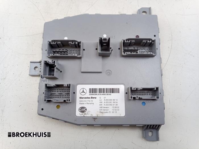 Used Body control computer Mercedes C Estate (S205) C-180 BlueTEC, C-180 d 1.6 16V Price € 50,00 Margin scheme offered by Autobedrijf Broekhuis B.V.
