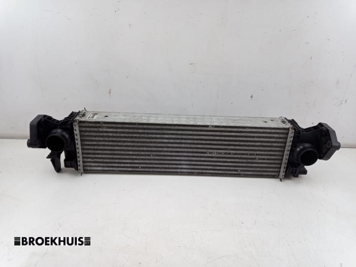 Usados Intercooler Volvo V60 II (ZW) 2.0 T8 16V Plug-in Hybrid AWD Precio € 135,00 Norma de margen ofrecido por Autobedrijf Broekhuis B.V.