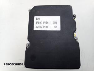 Bloc ABS d'un Seat Ibiza IV (6J5) 1.4 16V 2012