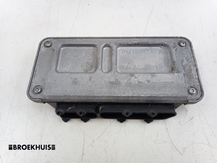 Engine management computer from a Seat Ibiza IV (6J5) 1.4 16V 2012
